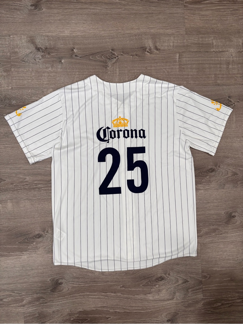 Corona Extra White Pinstripe Baseball Jersey
Shirt #25 Breweriana Cinco De Mayo - Picture 3 of 3